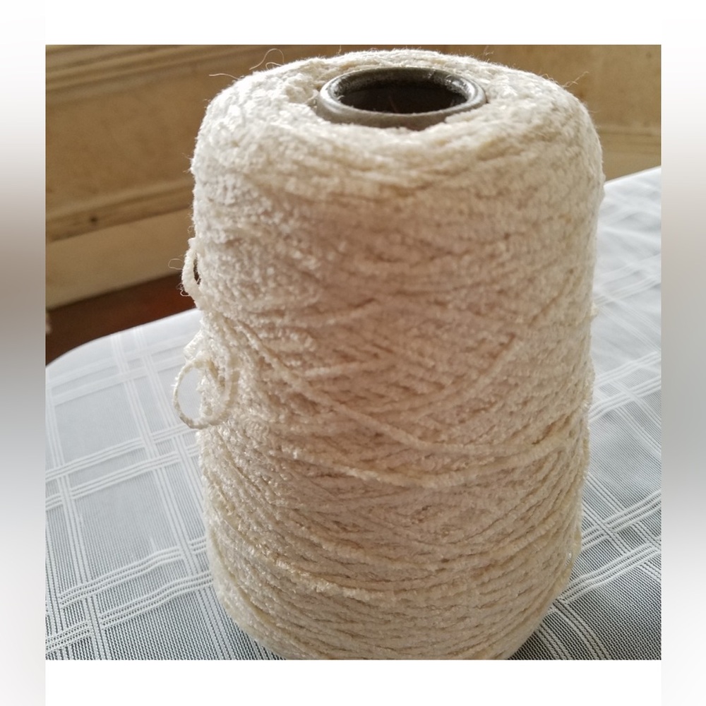 Italian 100% Viscose Large Cone Spool Yarn